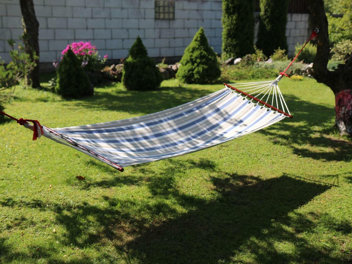 Cozy Summer House With Free Parking Near City Center & Beach Kuressaare Dış mekan fotoğraf